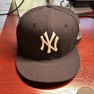 Derek Jeter Commemorative Black Yankees Cap